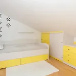 Awesome In With Sauna Feriehus Omiš