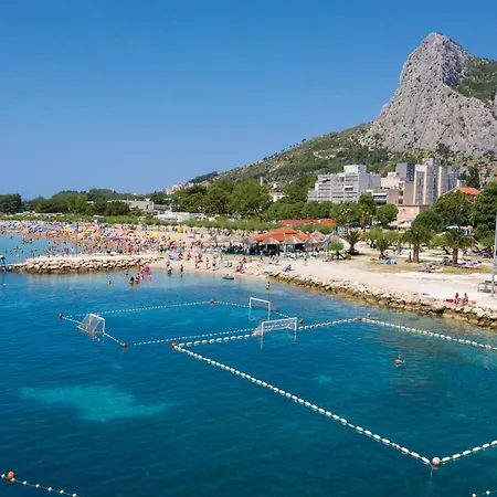 펜션 Beautiful In Omis With House Sea View