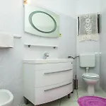 Дом отдыха In With Sauna *